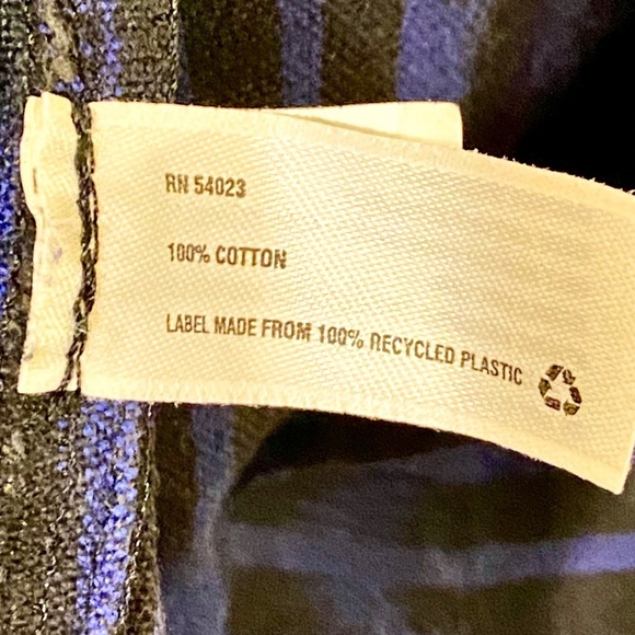 GAP Ikat Mid-Rise Canvas Shorts - Picture 5 of 5